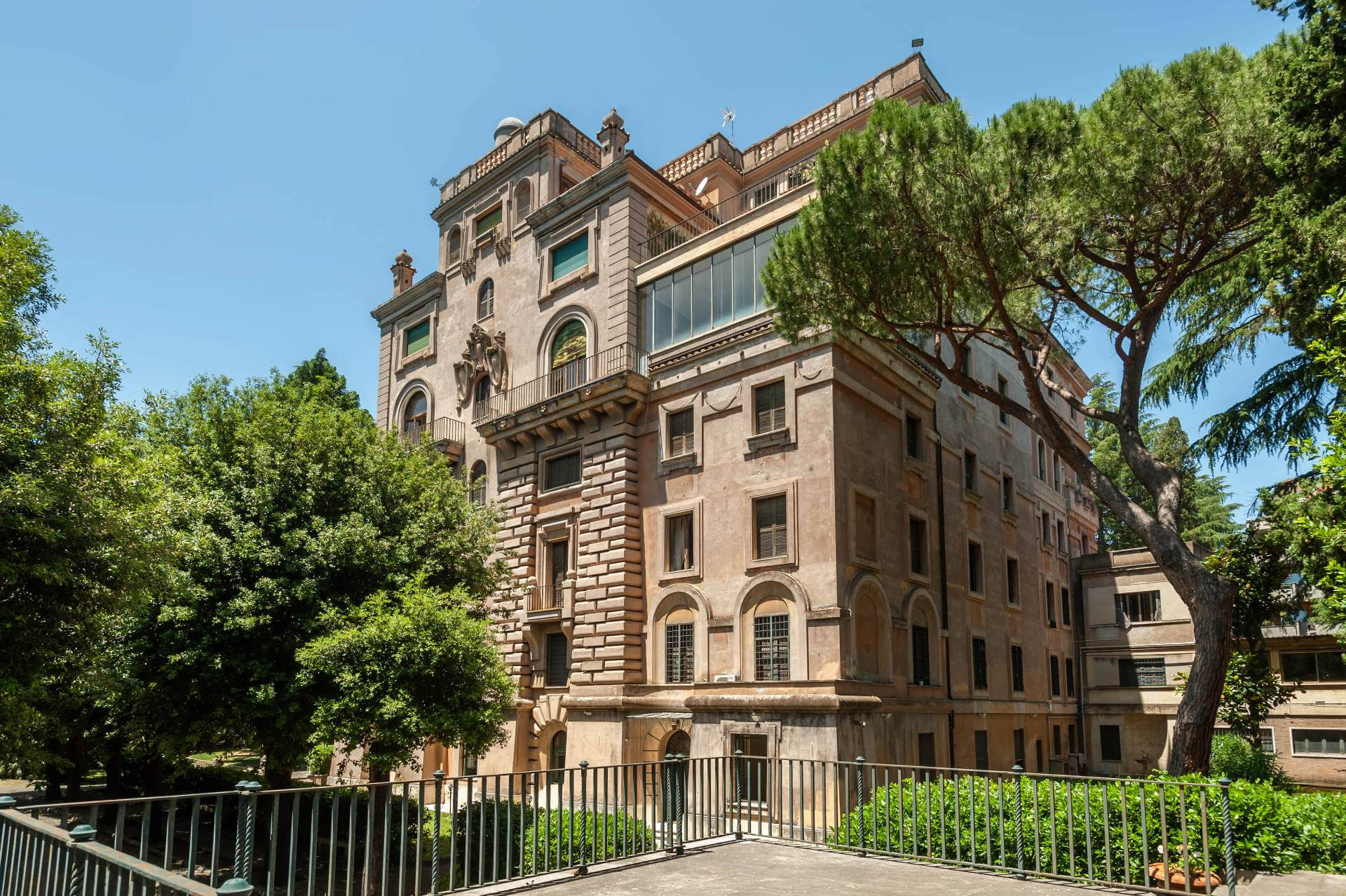 villa storica di lusso in vendita a Roma – Barbera Group International Real Estate
